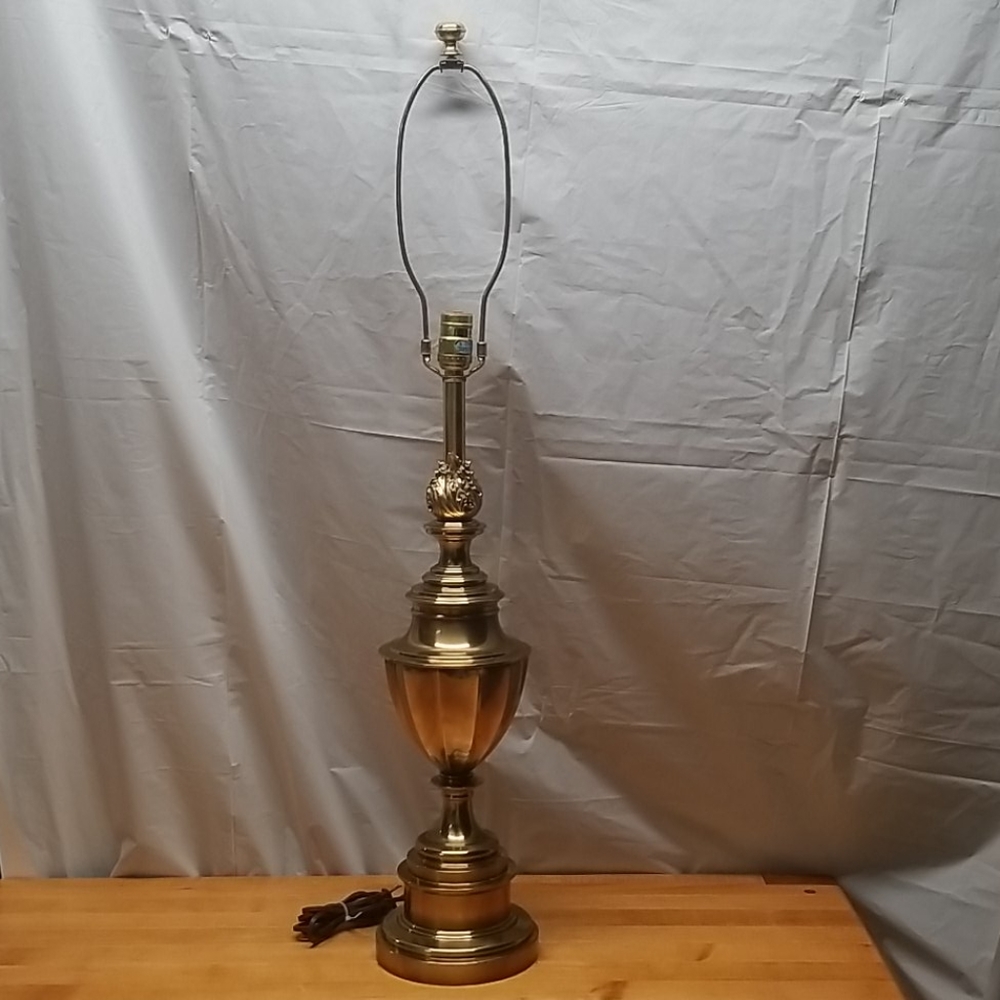 Vintage 1950s Stiffel Cast Brass Lamp